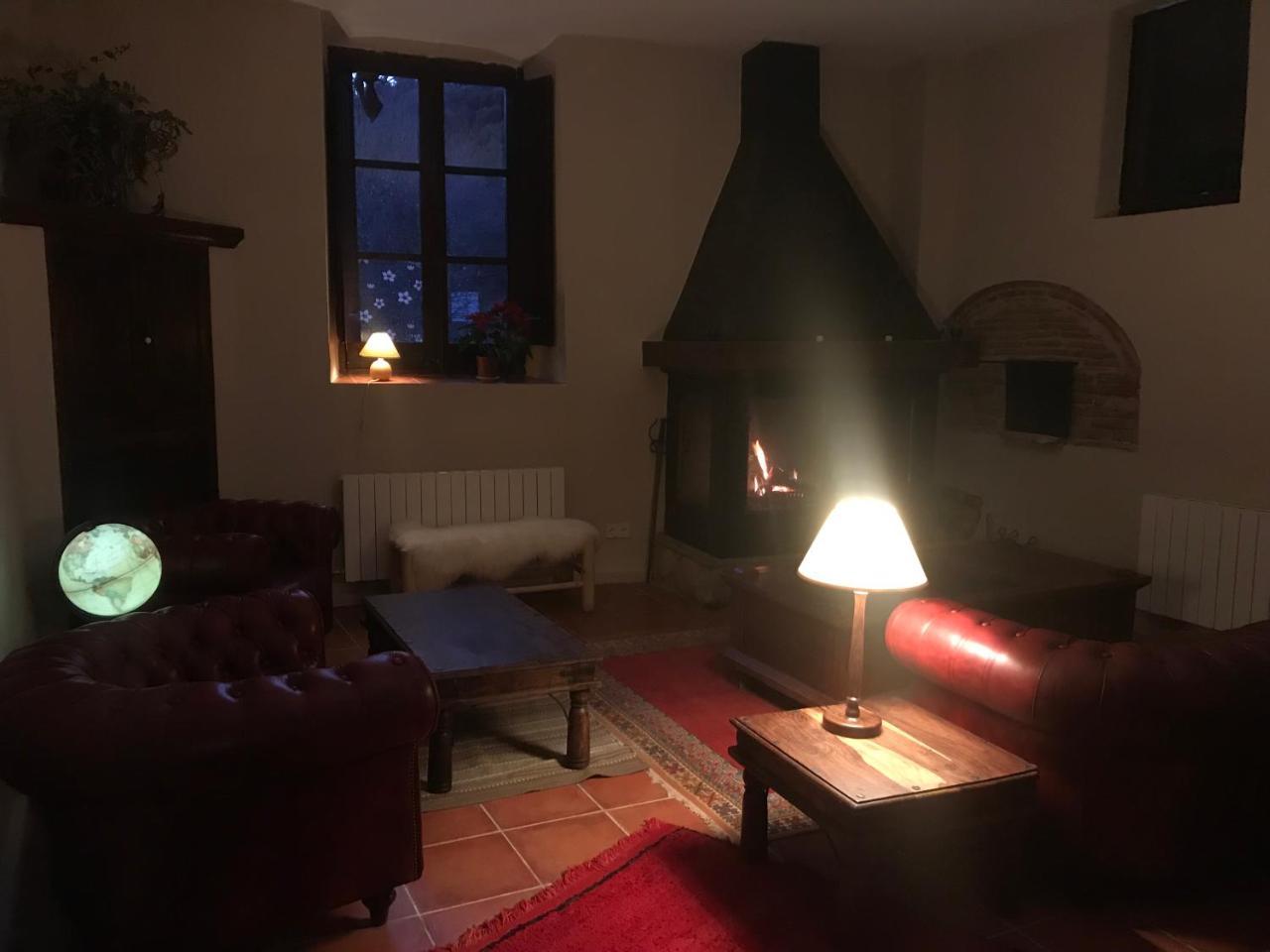 Hostal De Bianya La Vall de Bianya Dış mekan fotoğraf
